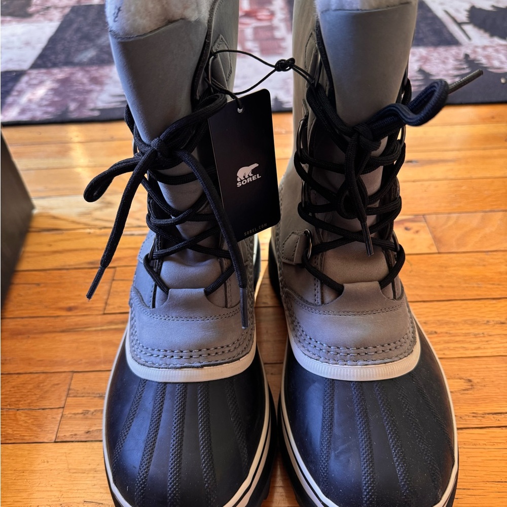 Sorel Black and Gray Lace-Up Boots